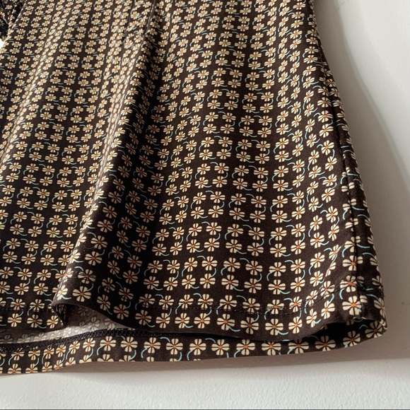 90’s Daisy Tee - Picture 8 of 11